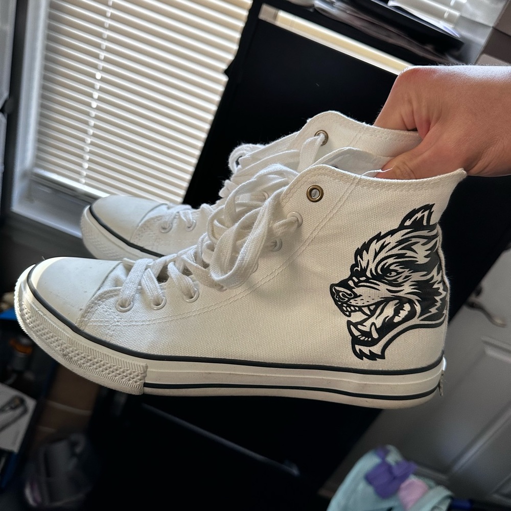 Darc sport white shoes size 10